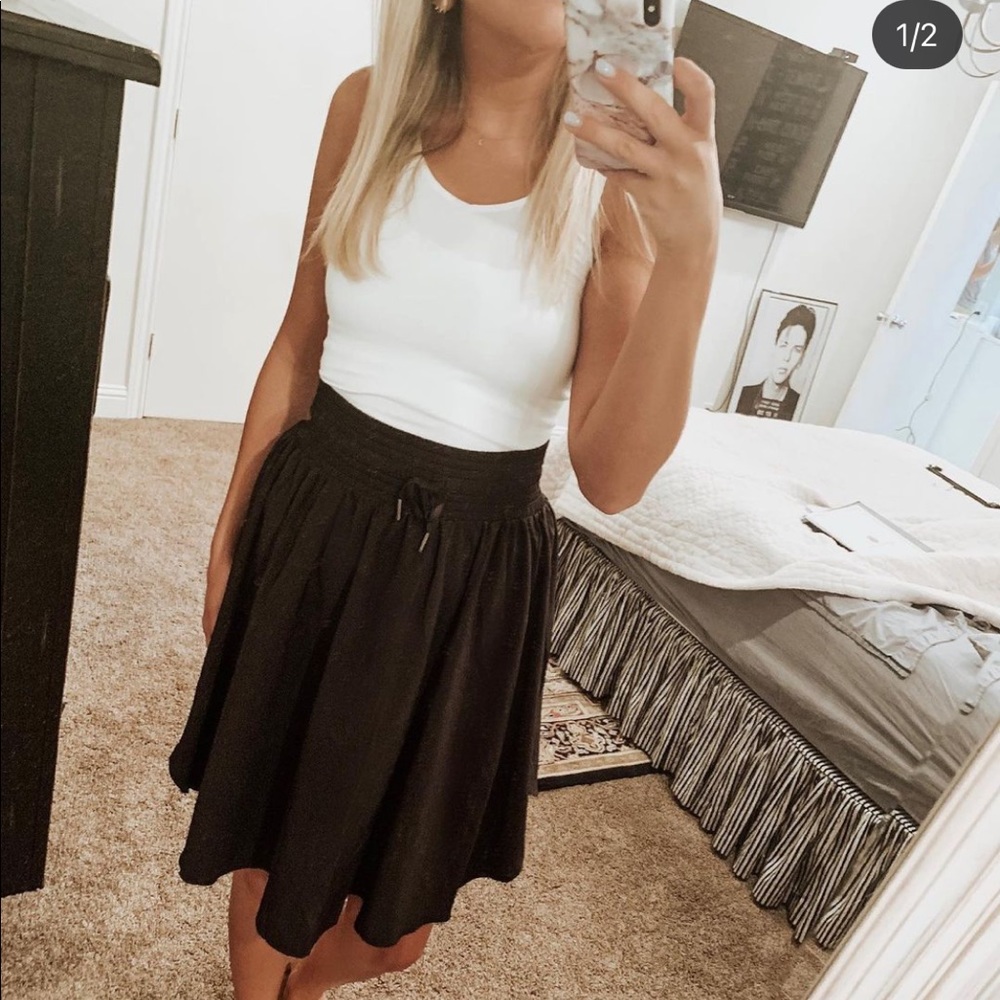 Lululemon Midi Skirt Sz 6
